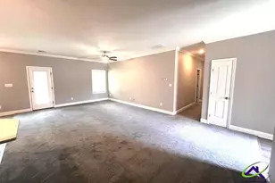 205 Laurel Springs Dr, Macon, GA 31206 - Photo 3