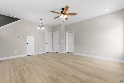 236 Beau Claire Circle, Byron, GA 31008 - Photo 13