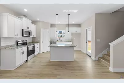 236 Beau Claire Circle, Byron, GA 31008 - Photo 5