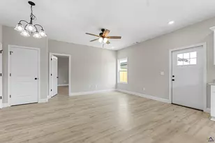 236 Beau Claire Cir, Byron, GA 31008 - Photo 15