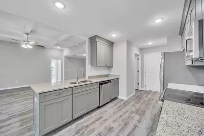 113 Early Drive, Byron, GA 31008 - Photo 11