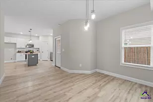 312 Beau Claire Cir, Byron, GA 31008 - Photo 13