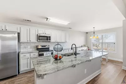 116 Milford Circle, Perry, GA 31069 - Photo 11