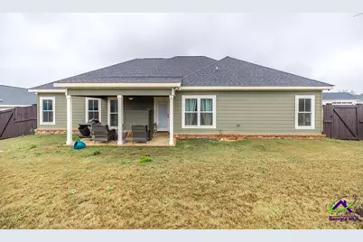 203 Saraland Trail, Perry, GA 31069 - Photo 9