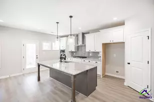 241 Meadows Ln, Bonaire, GA 31005 - Photo 9