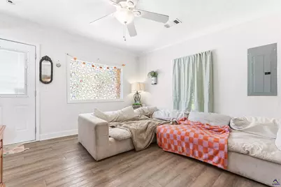 202 Martin Luther King Drive, Perry, GA 31069 - Photo 9