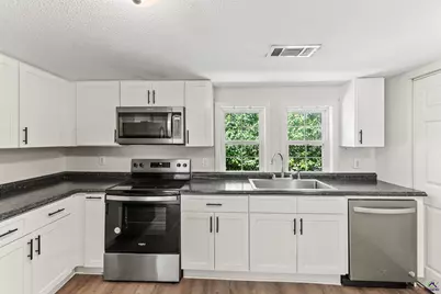 202 Martin Luther King Drive, Perry, GA 31069 - Photo 21