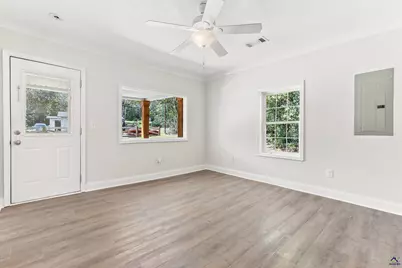 202 Martin Luther King Drive, Perry, GA 31069 - Photo 15