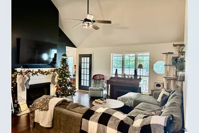 205 Bowen Drive, Warner Robins, GA 31088 - Photo 3