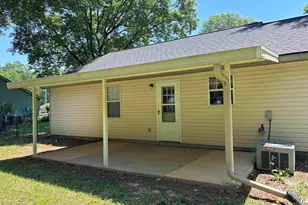 210 Addison Ln, Perry, GA 31069 - Photo 13