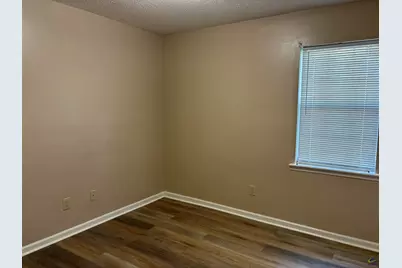 210 Addison Lane, Perry, GA 31069 - Photo 9