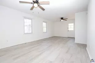 105 Larryton Dr, Cochran, GA 31014 - Photo 17