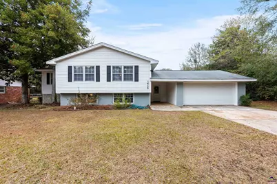 1405 Cambridge Road, Perry, GA 31069 - Photo 1