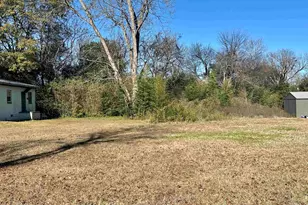 507 Burnett St, Fort Valley, GA 31030 - Photo 1