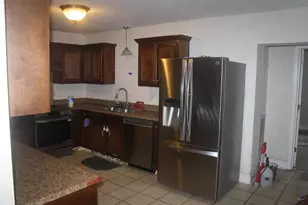 304 Laurie Ln, Warner Robins, GA 31088 - Photo 5