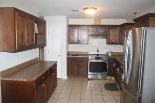 304 Laurie Ln, Warner Robins, GA 31088 - Photo 3