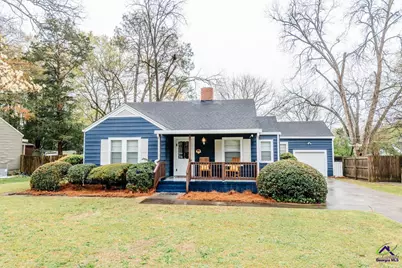 1304 Georgia Avenue, Perry, GA 31069 - Photo 1