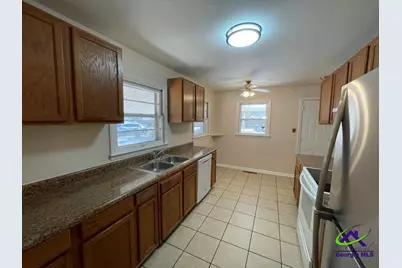 107 Springdale Drive, Warner Robins, GA 31088 - Photo 7