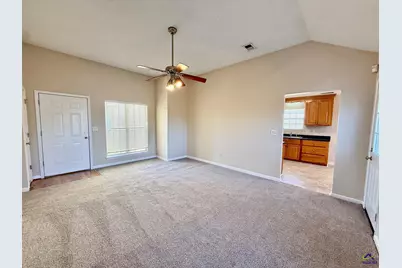 105 Selena Court, Warner Robins, GA 31088 - Photo 3