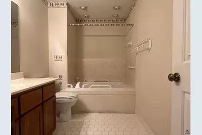 115 Wedgewood Court, Macon, GA 31211 - Photo 17