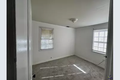 221 Meadowdale Drive, Warner Robins, GA 31088 - Photo 7