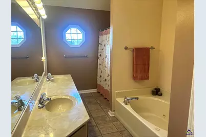 107 Deerwood Drive, Warner Robins, GA 31088 - Photo 23