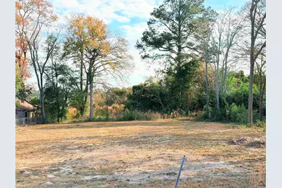 112 Holt Avenue, Warner Robins, GA 31088 - Photo 1