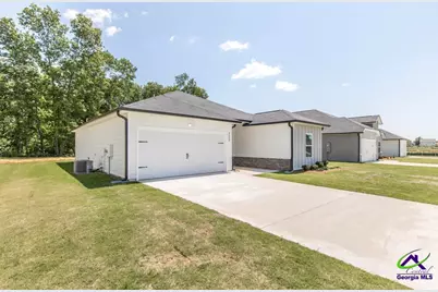 502 Georgian Walk, Byron, GA 31008 - Photo 1