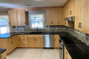 1716 Green Streets, Warner Robins, GA 31093 - Photo 11