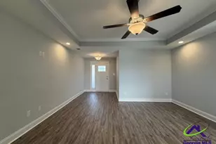 422 Lamplight Dr, Byron, GA 31008 - Photo 5