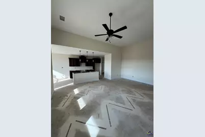 202 Farmland Circle, Perry, GA 31069 - Photo 5