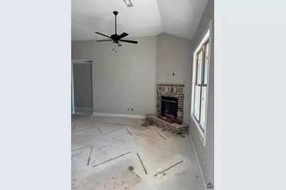 204 Farmland Circle, Perry, GA 31069 - Photo 11