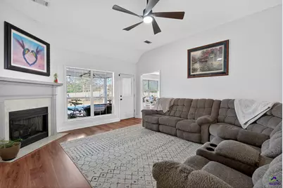 200 Wavertree Drive, Warner Robins, GA 31088 - Photo 13