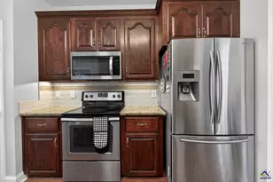 200 Wavertree Dr, Warner Robins, GA 31088 - Photo 21