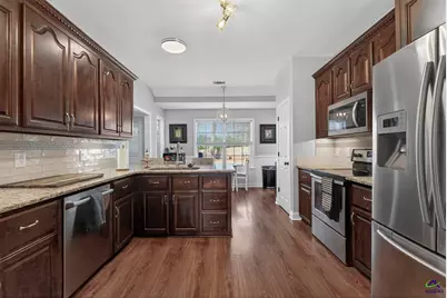 200 Wavertree Drive, Warner Robins, GA 31088 - Photo 23