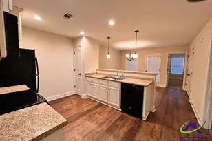 307 Grayton Way, Perry, GA 31069 - Photo 9