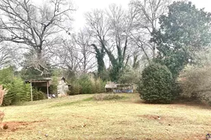 290 W Valley Dr, Fort Valley, GA 31030 - Photo 15