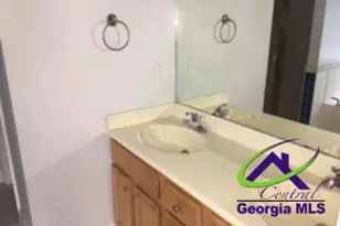 215 Sedgebrook Dr, Warner Robins, GA 31088 - Photo 7