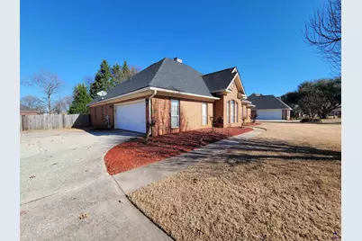 206 Rhett Drive, Warner Robins, GA 31088 - Photo 3