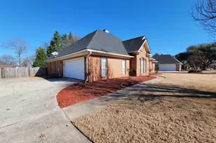 206 Rhett Dr, Warner Robins, GA 31088 - Photo 3