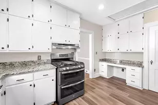 944 Nottinham, Macon, GA 31211 - Photo 9