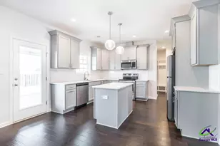 233 Shoshone Cir, Kathleen, GA 31047 - Photo 17