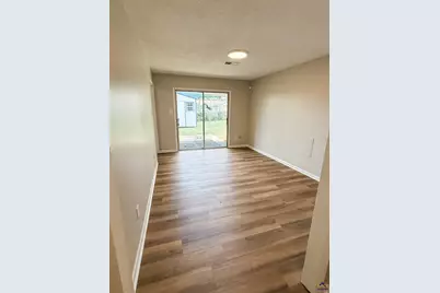 128 Barnesdale Dr, Warner Robins, GA 31093 - Photo 7