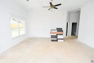 105 Early Dr, Byron, GA 31008 - Photo 5