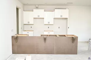 126 Early Dr, Byron, GA 31008 - Photo 3