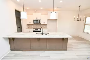 126 Early Dr, Byron, GA 31008 - Photo 3