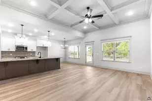 126 Early Dr, Byron, GA 31008 - Photo 5