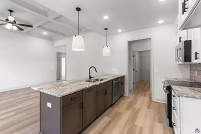 126 Early Drive, Byron, GA 31008 - Photo 17