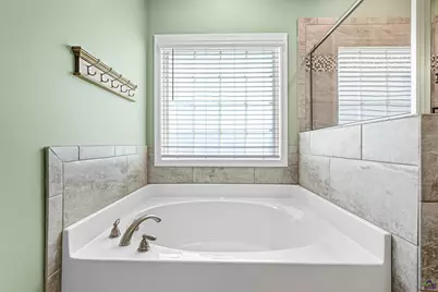 414 Newport Avenue, Kathleen, GA 31047 - Photo 37