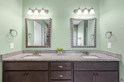 414 Newport Avenue, Kathleen, GA 31047 - Photo 35